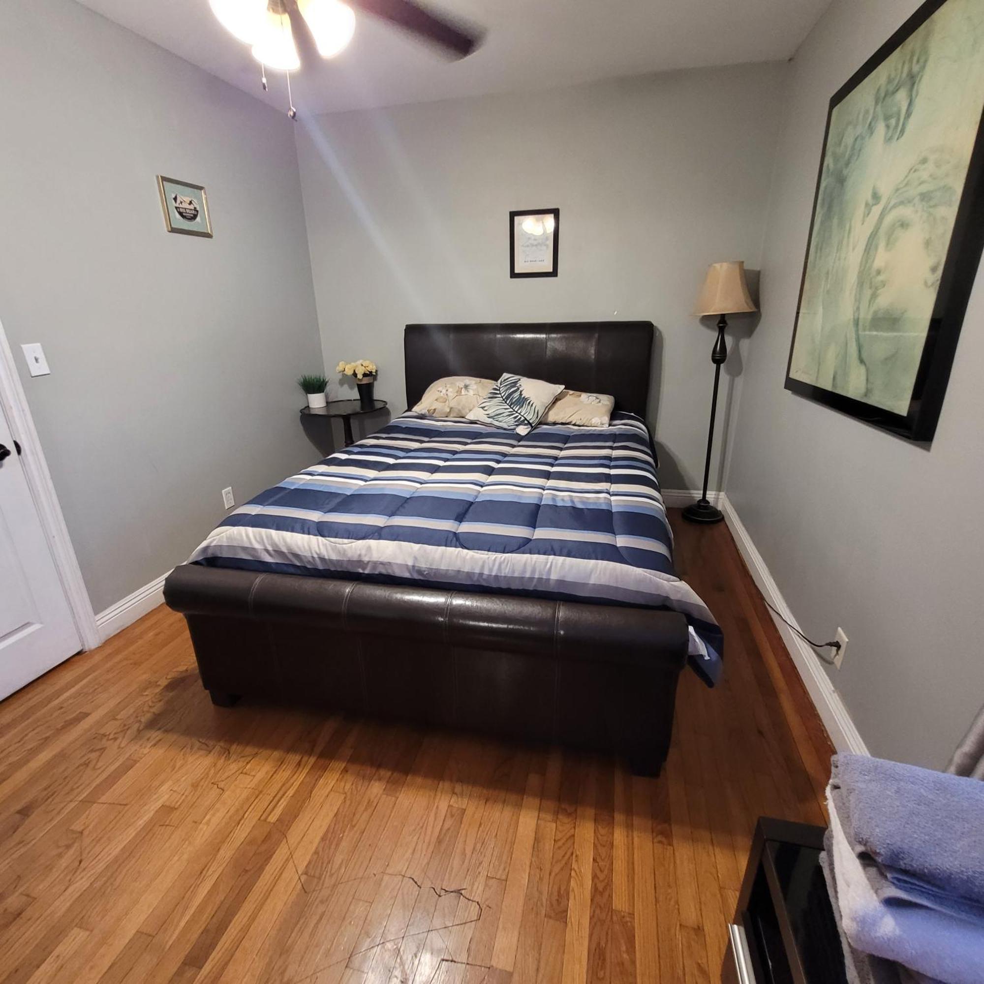 3 Bedroom 2 Bath With Jacuzzi Near Beverly Hills, Wi-fi, Jacuzzi, Roku, Bbq, Giant Games Family Fun Hébergement de vacances *